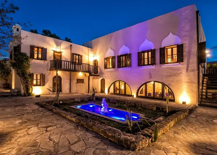 Lemuria Manor, Wine Dark Sea Villas